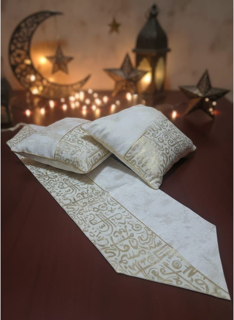 طقم رانر وكوشن رمضان رانر و2 كفر مخدة الخامة قطيفة مقاس الرانر 140 سم مقاس الكوشن 40*40 سم